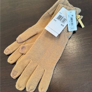 NWT Michael Kors Camel Knit Gloves with gold zippers